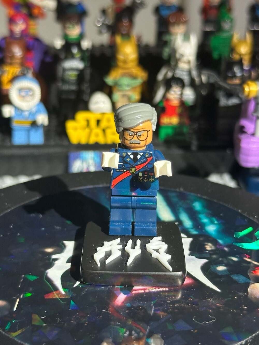 LEGO Commissioner Gordon Minifigure with Red Sash from The LEGO Batman Movie Set
